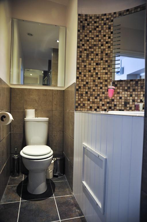 The Warwick Arms Hotel Chew Magna Ruang foto